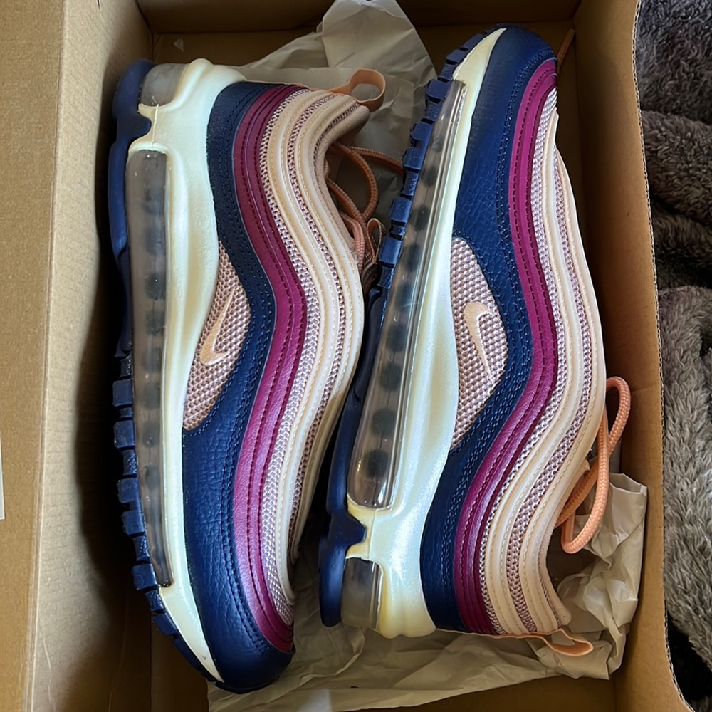 Brand new “chalk” air max 97